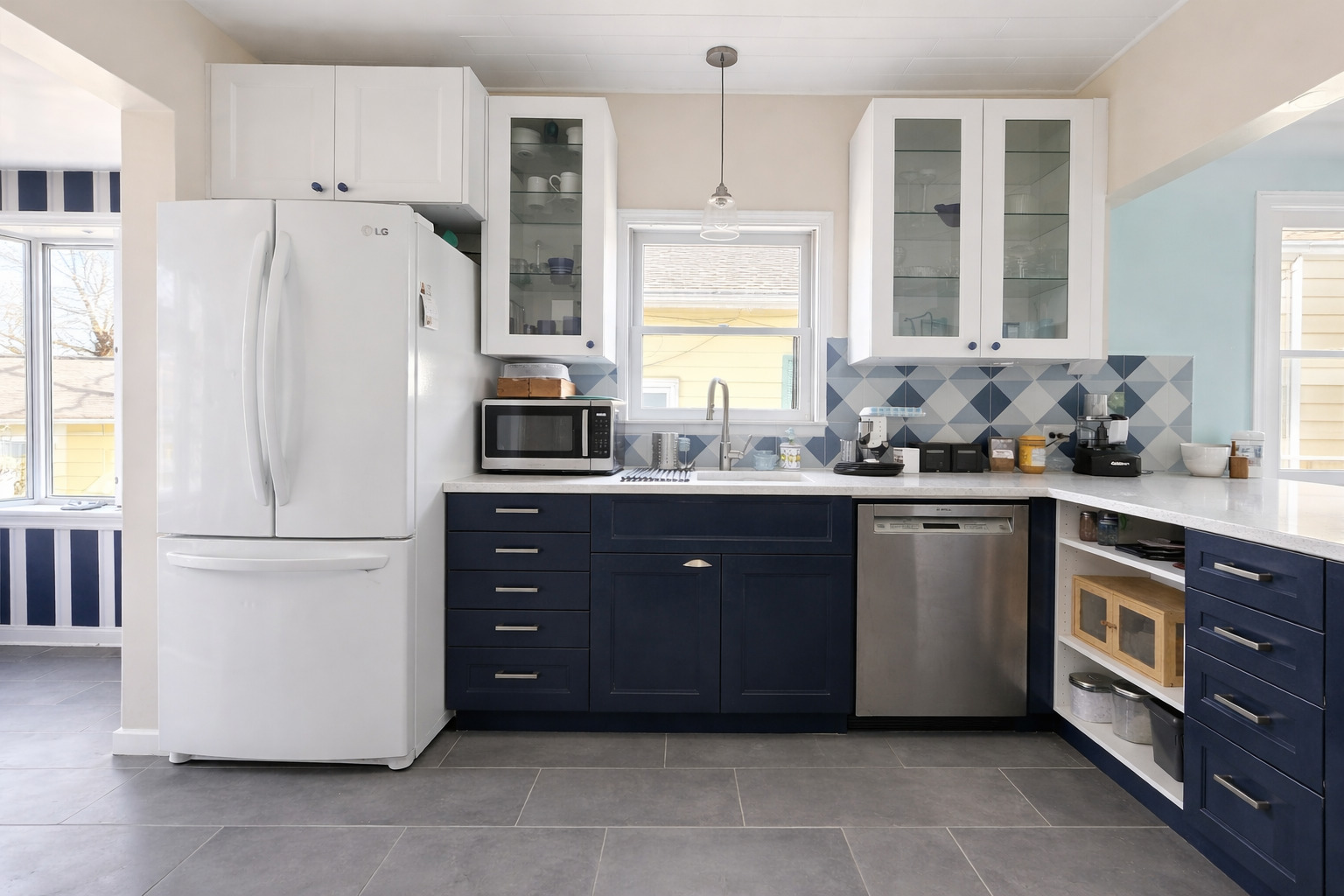 8424 Greenview Avenue, Brookfield, IL 60513