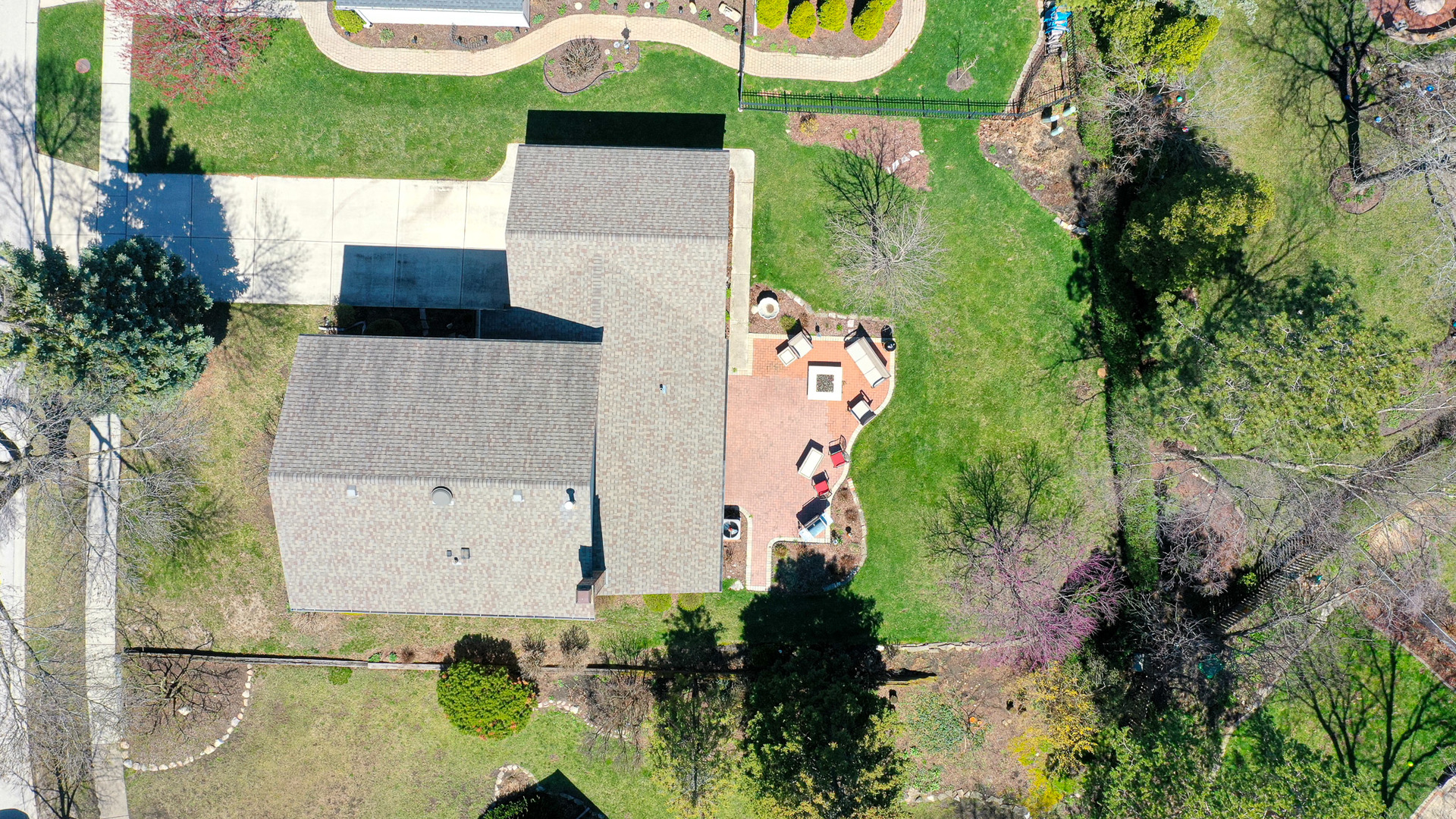 229 Tudor Lane, Schaumburg, IL 60193