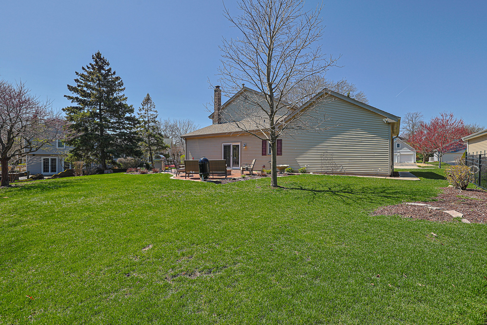 229 Tudor Lane, Schaumburg, IL 60193