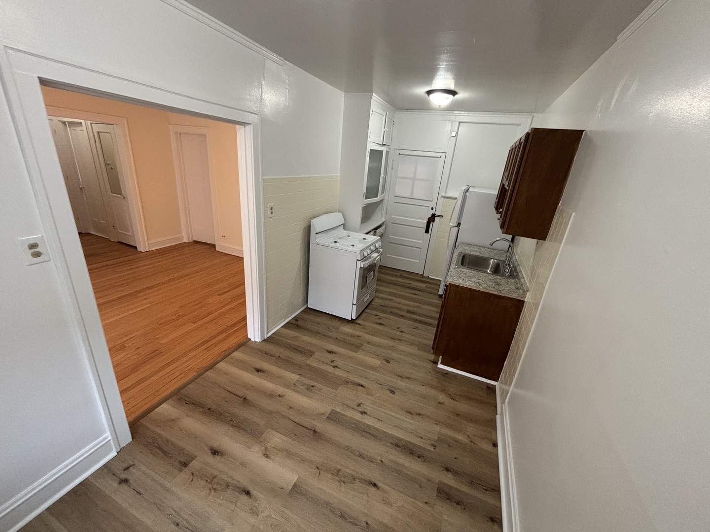 2216 W Thome Avenue #3-B, Chicago, IL 60659