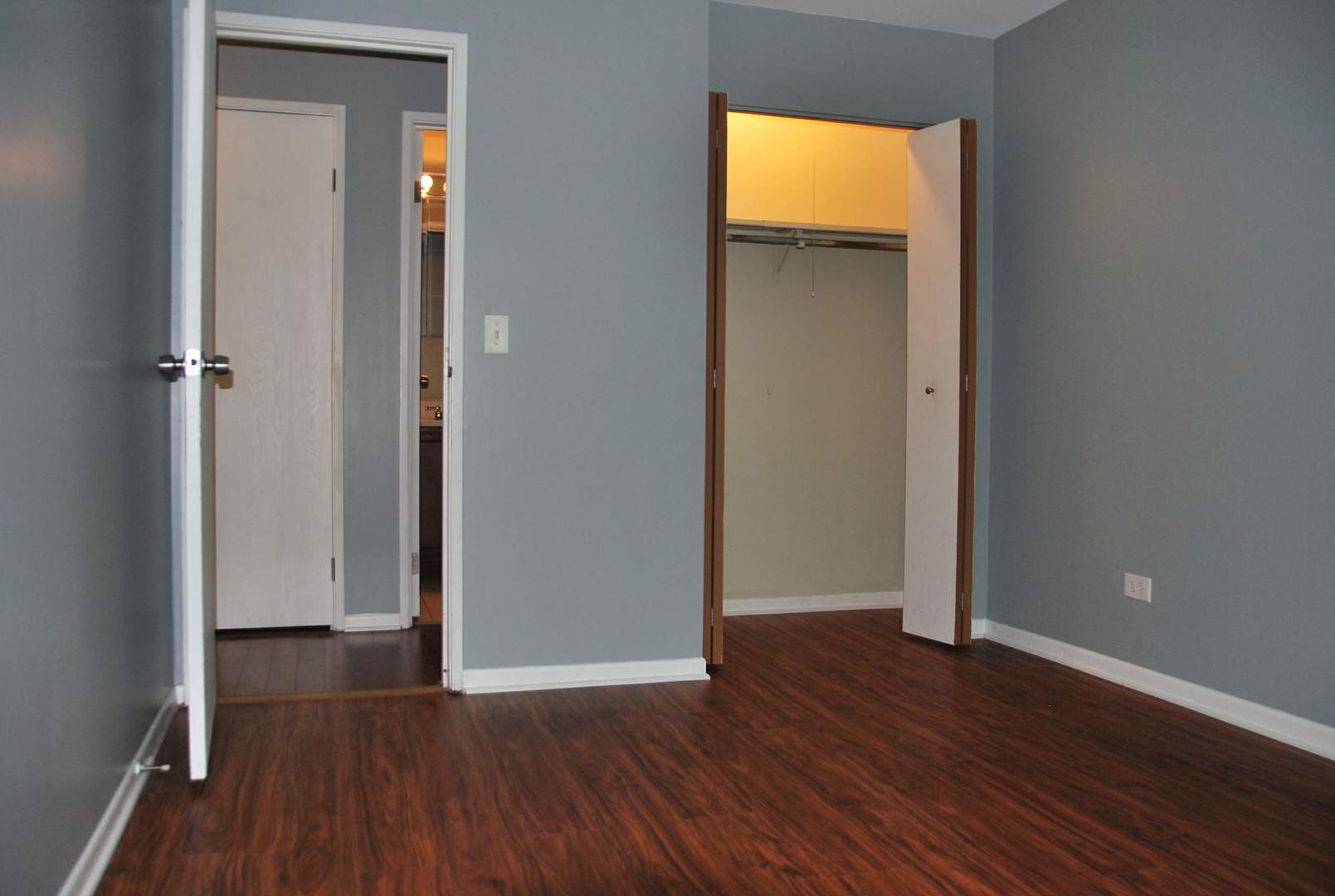 2260 Abbeywood Drive #F, Lisle, IL 60532