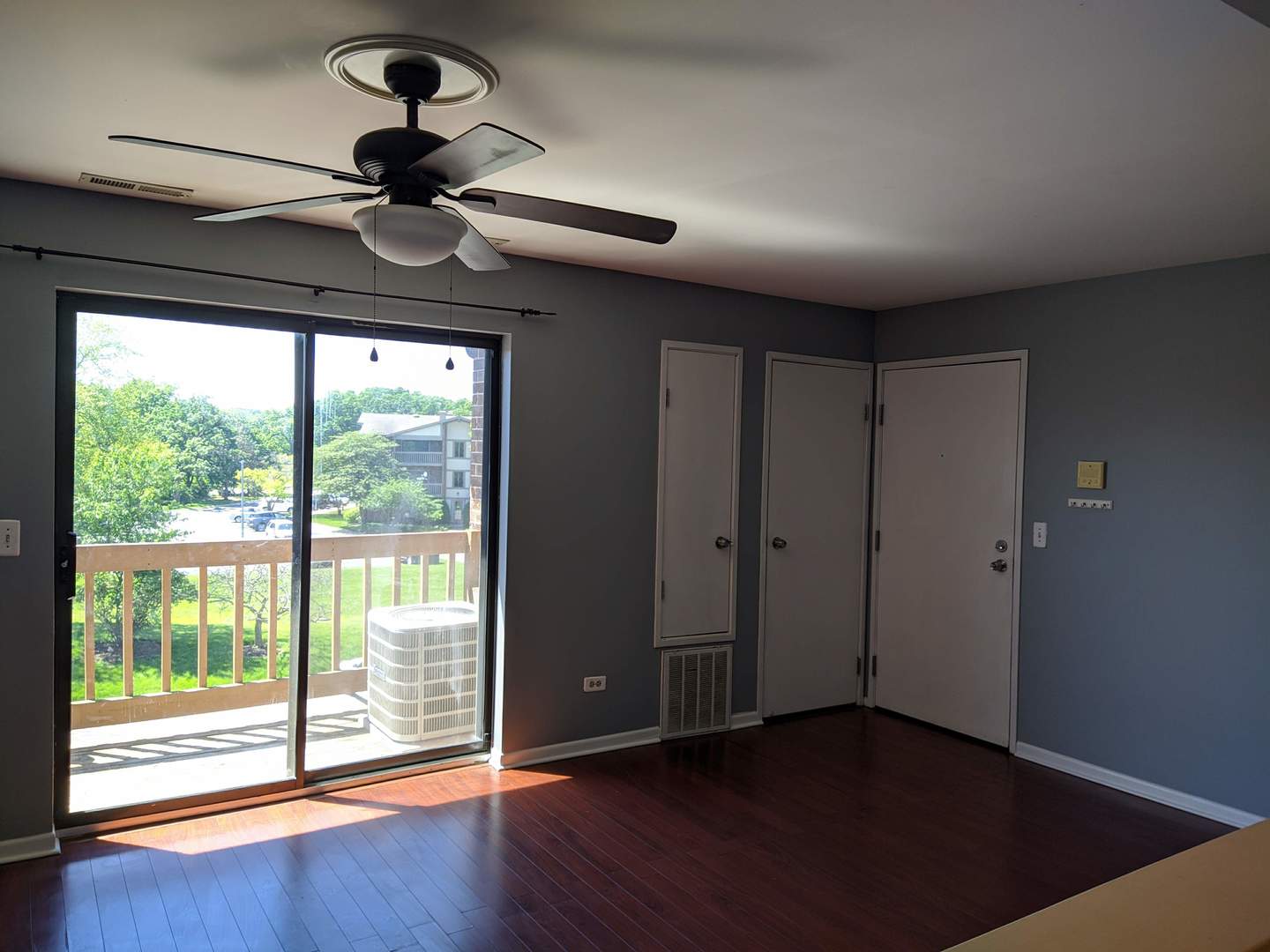 2260 Abbeywood Drive #F, Lisle, IL 60532