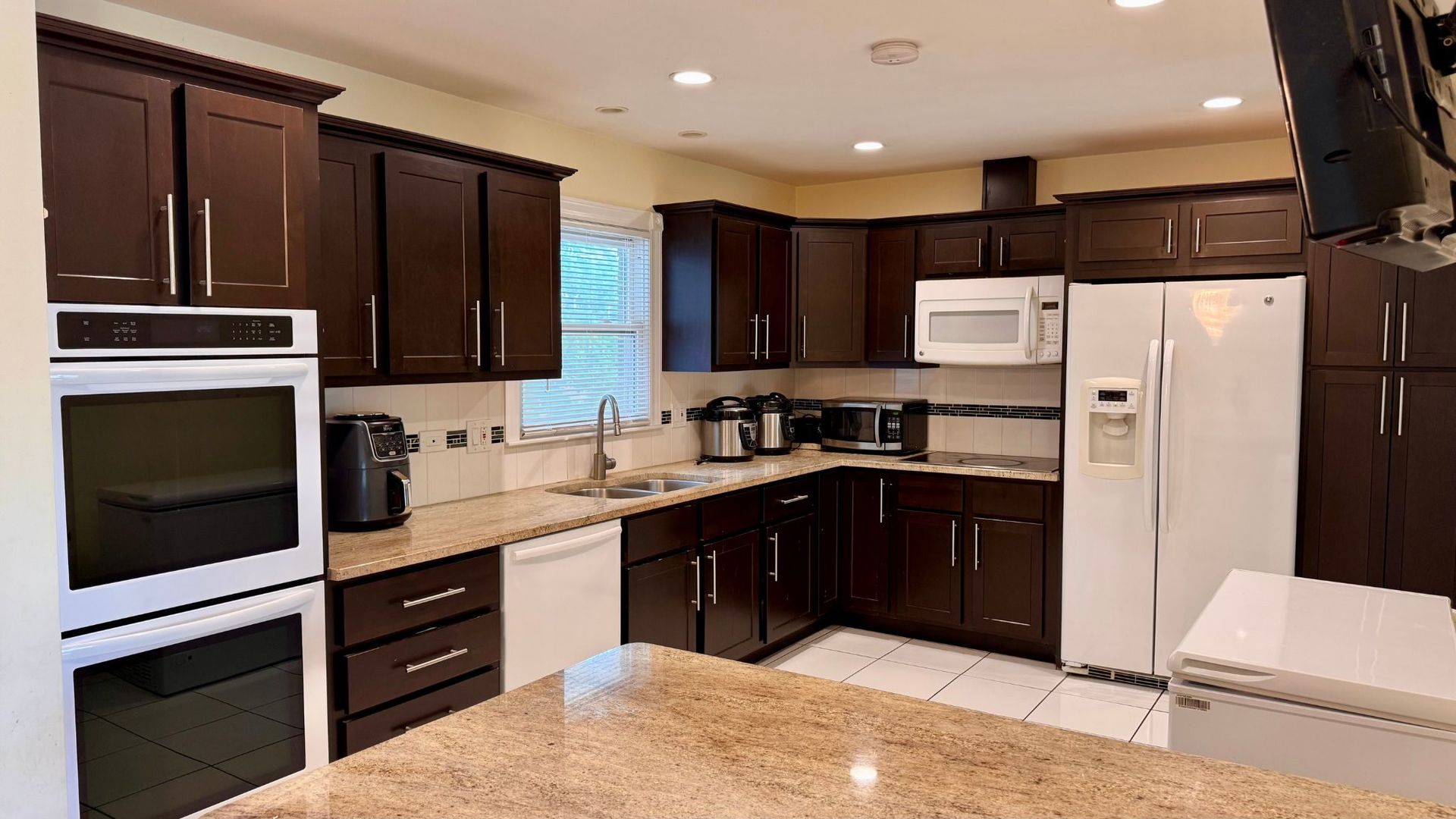 539 E 169th Street, South Holland, IL 60473