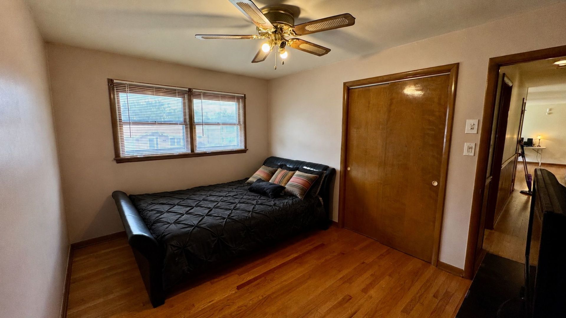 539 E 169th Street, South Holland, IL 60473