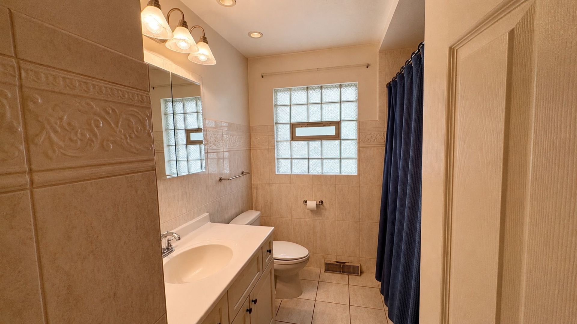 539 E 169th Street, South Holland, IL 60473
