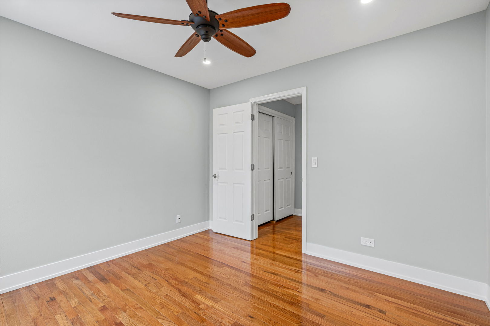 1066 Shermer Road #1066, Glenview, IL 60025