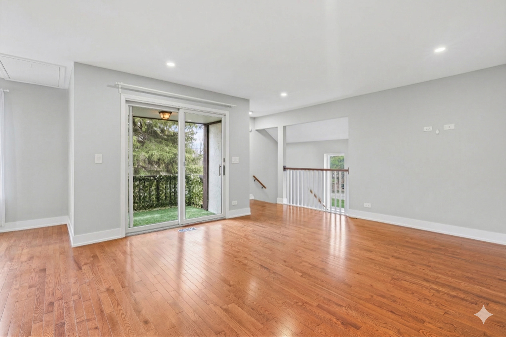 1066 Shermer Road #1066, Glenview, IL 60025