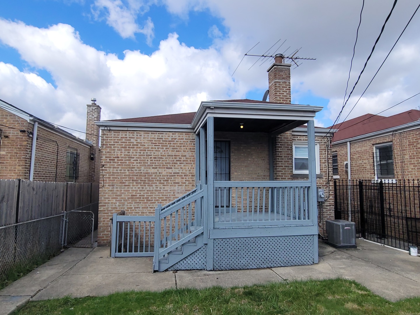 10755 S Vernon Avenue, Chicago, IL 60628