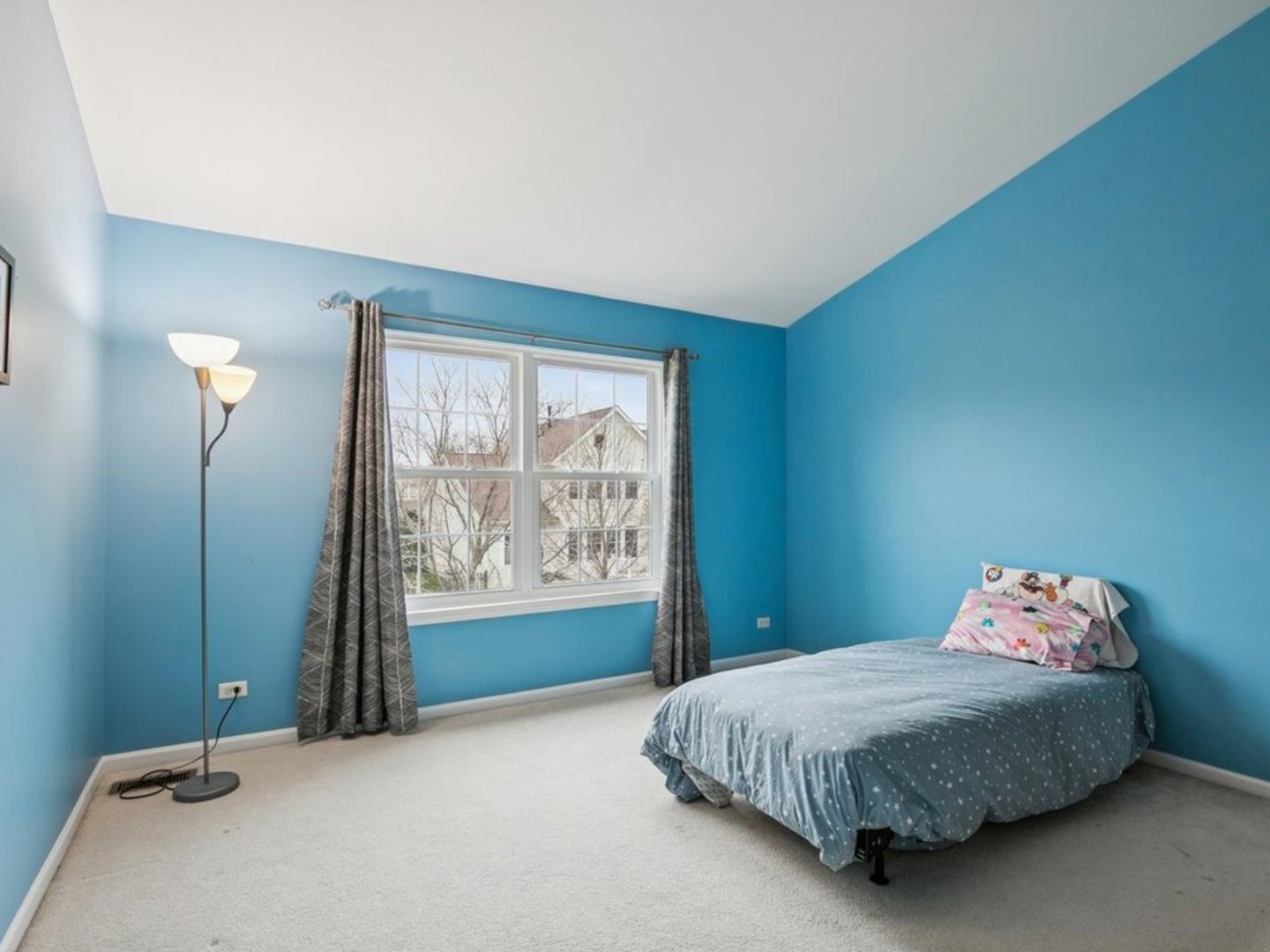 1208 Shetland Drive, Mundelein, IL 60060