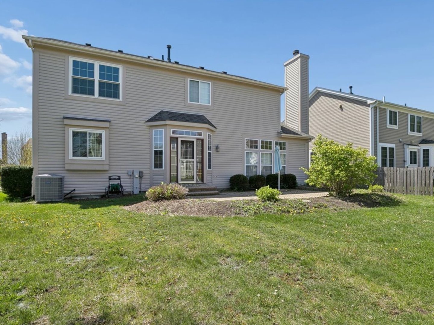 1208 Shetland Drive, Mundelein, IL 60060