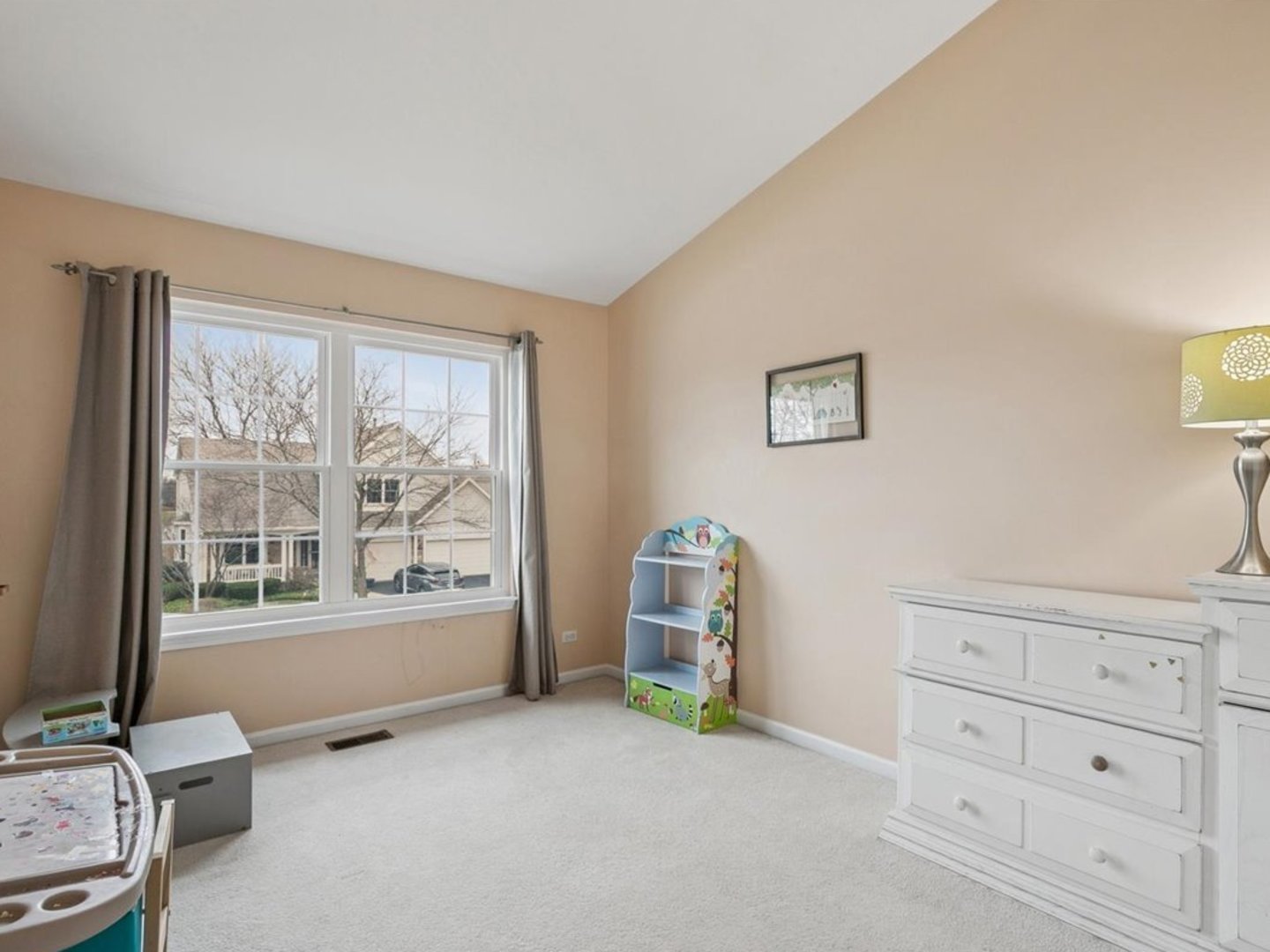 1208 Shetland Drive, Mundelein, IL 60060