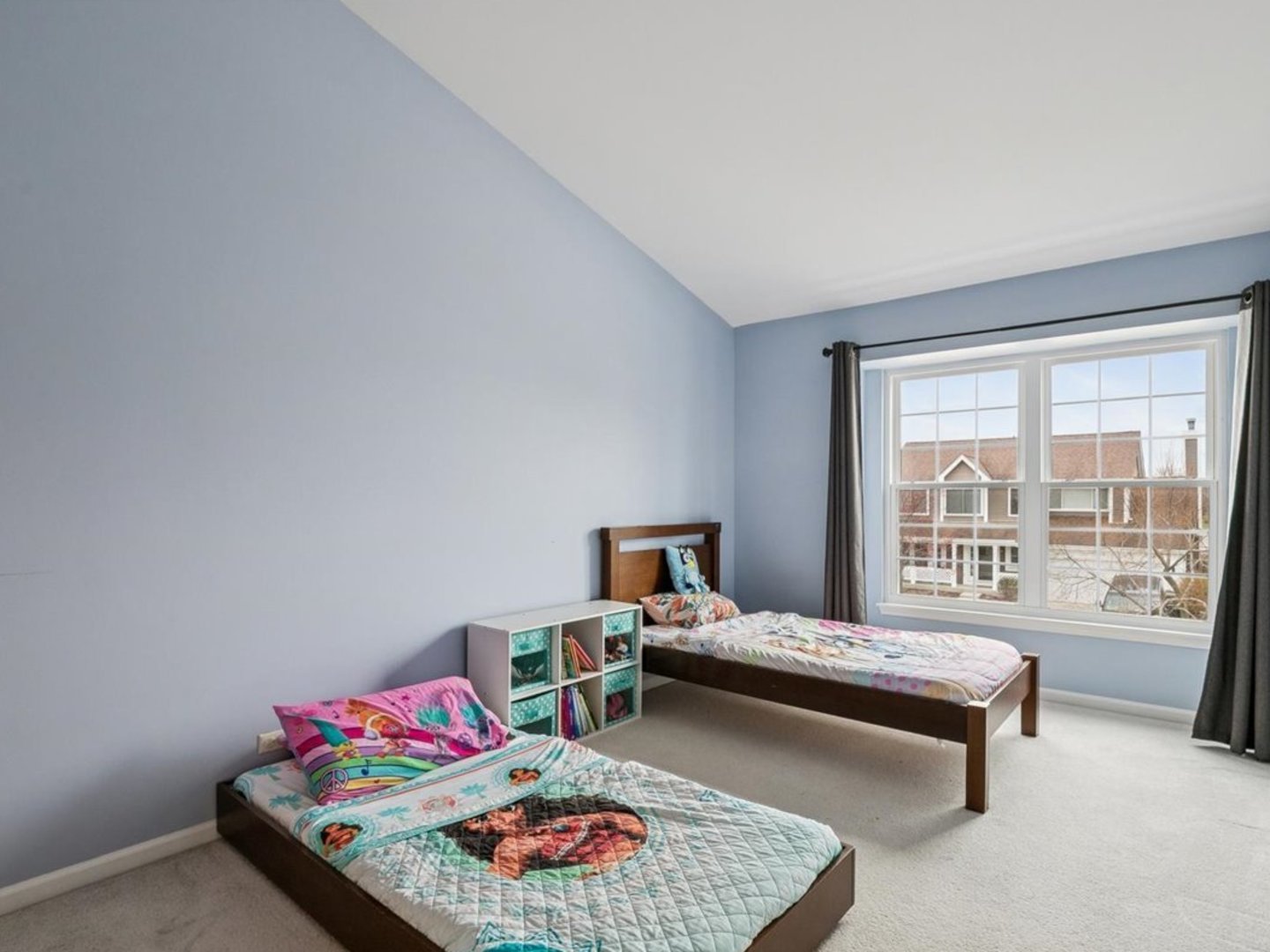 1208 Shetland Drive, Mundelein, IL 60060
