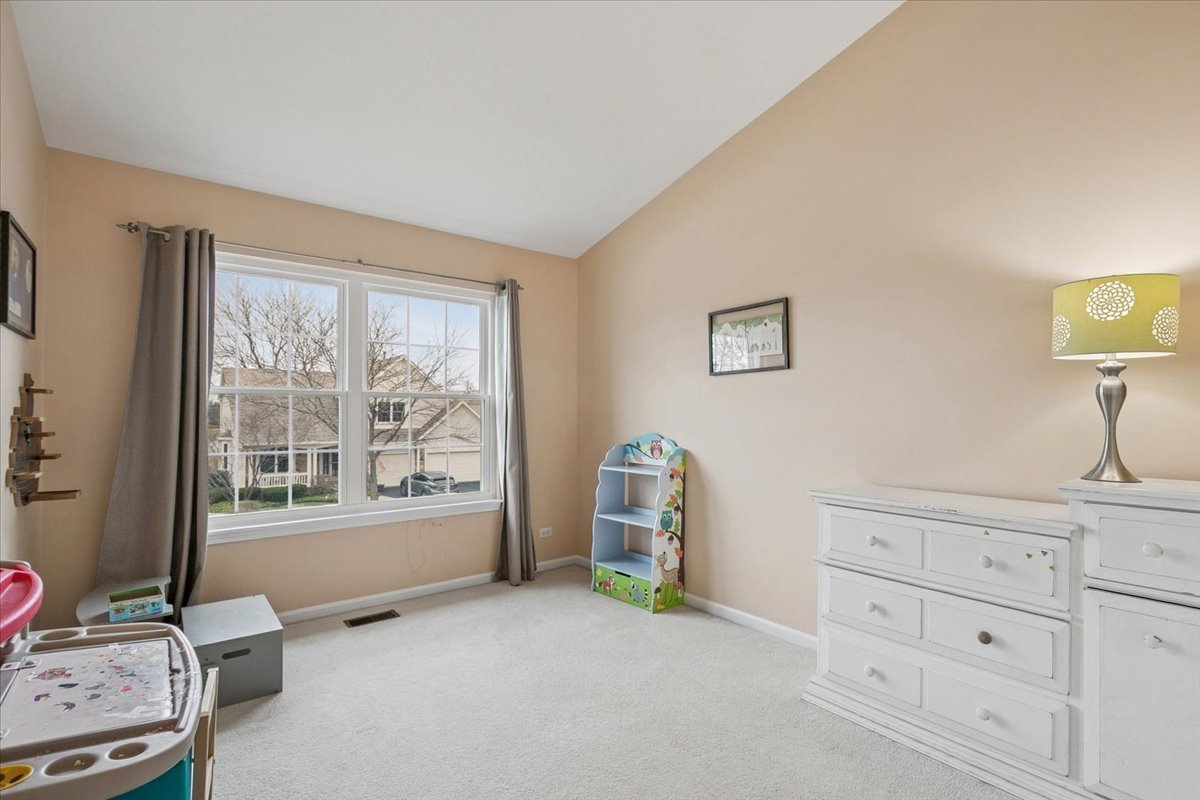 1208 Shetland Drive, Mundelein, IL 60060
