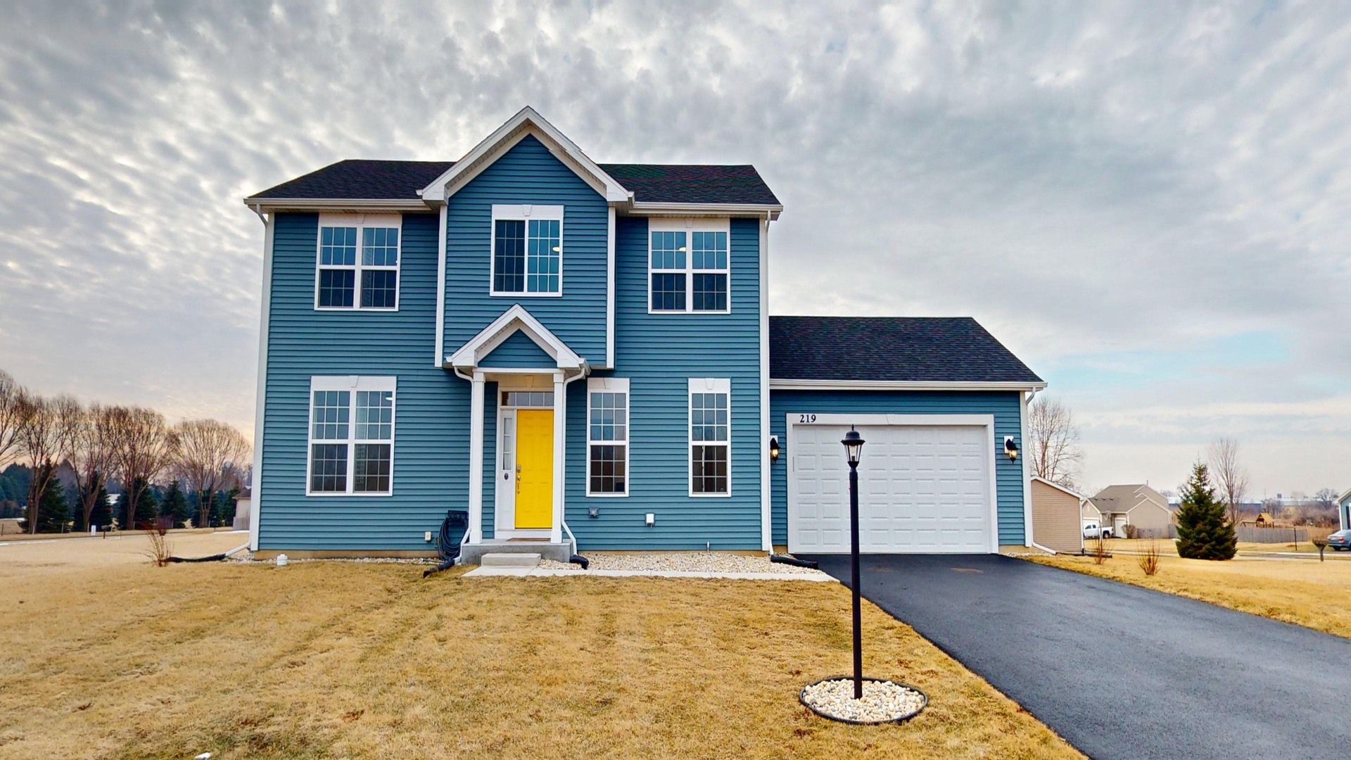 219 Deer Run Trail, Poplar Grove, IL 61065