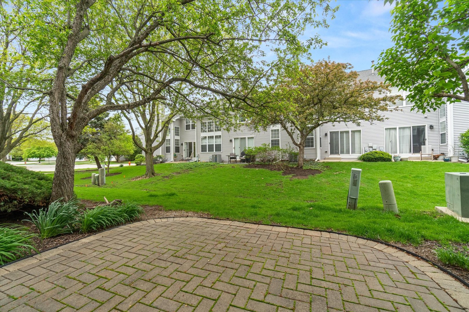 3827 Petra Court, Naperville, IL 60564