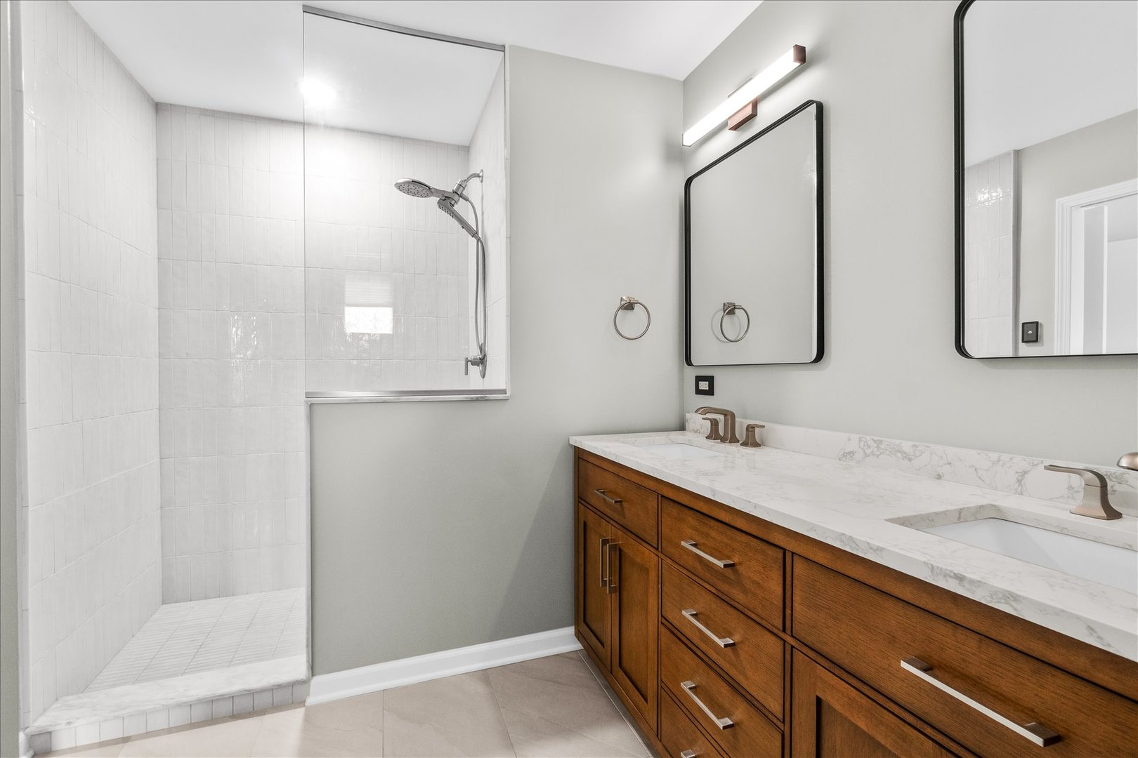 3827 Petra Court, Naperville, IL 60564