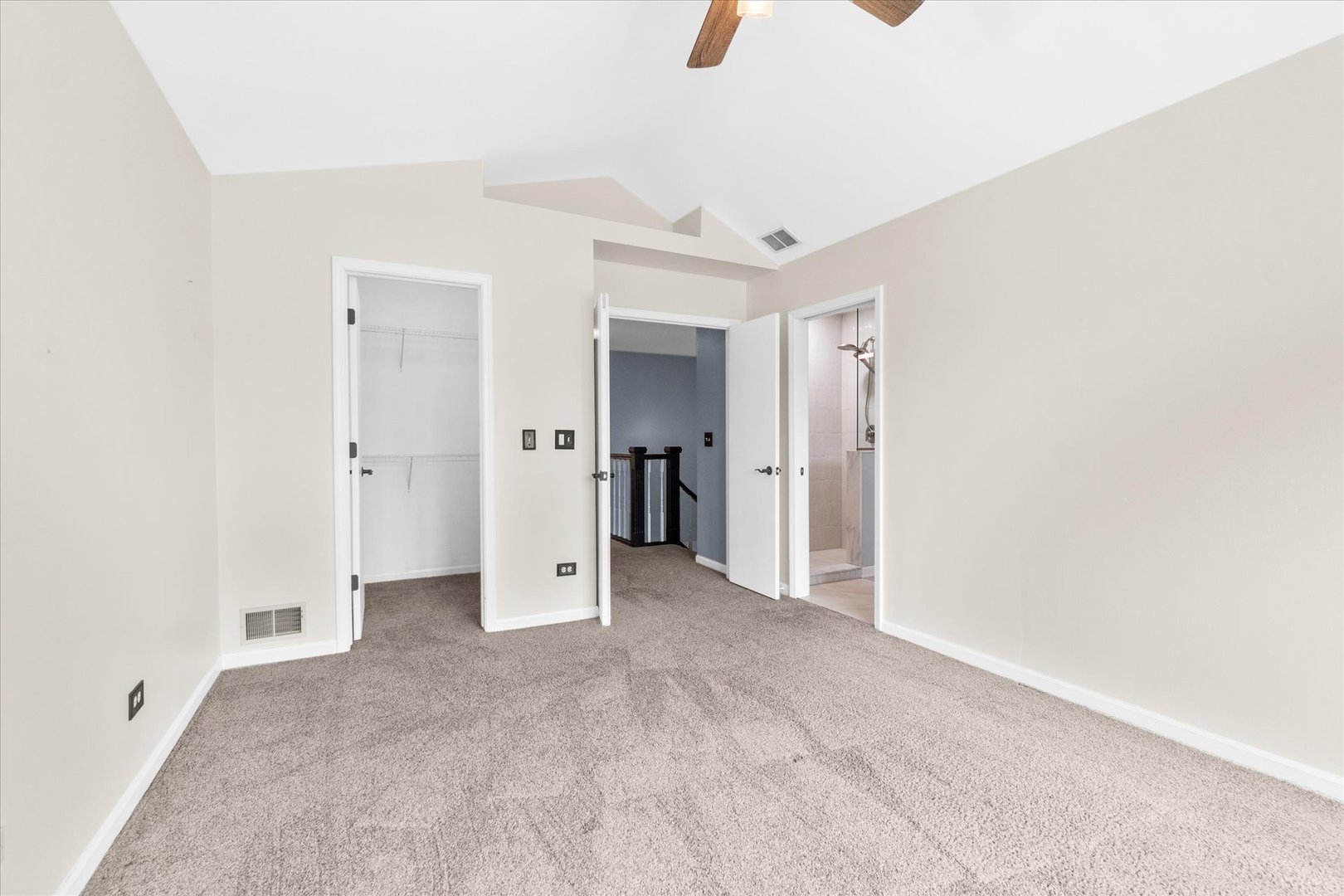 3827 Petra Court, Naperville, IL 60564