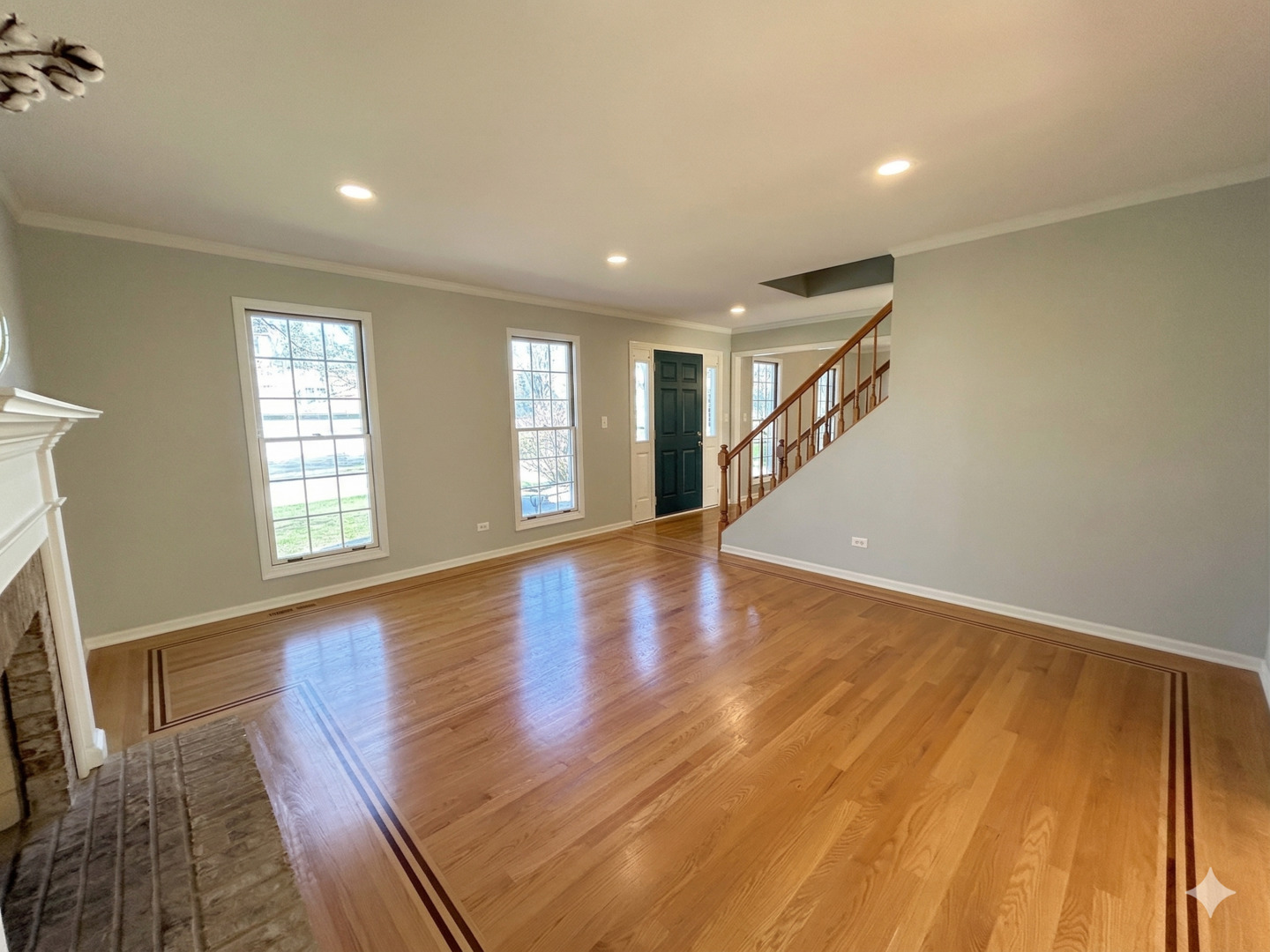 619 Lexington Square, Gurnee, IL 60031