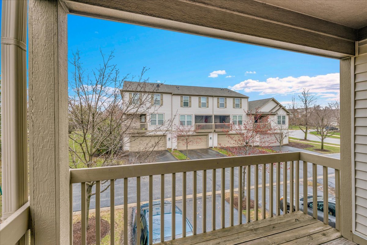 404 Belvedere Lane, Aurora, IL 60502