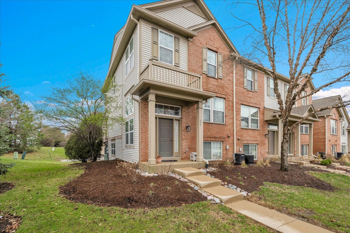 404 Belvedere Lane, Aurora, IL 60502