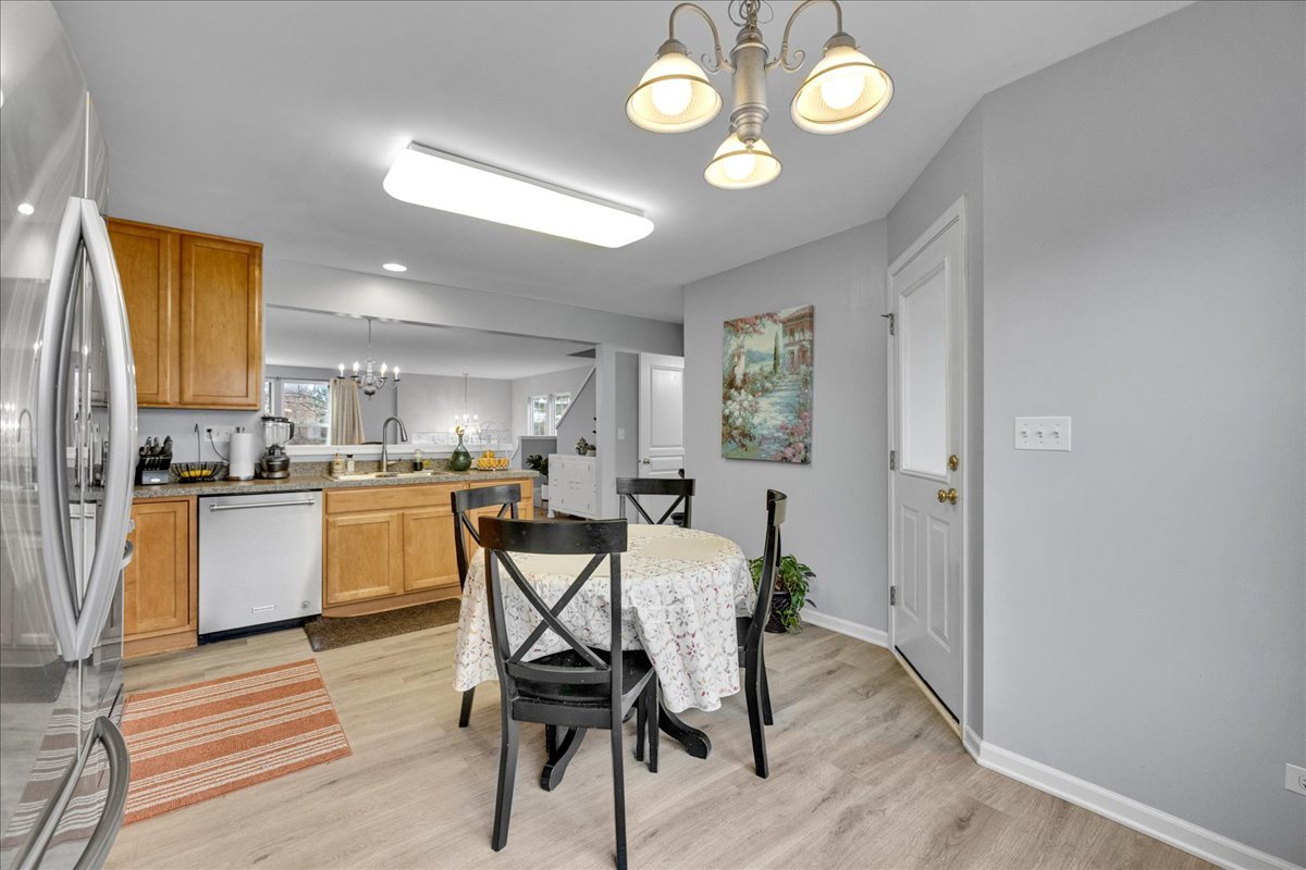 404 Belvedere Lane, Aurora, IL 60502