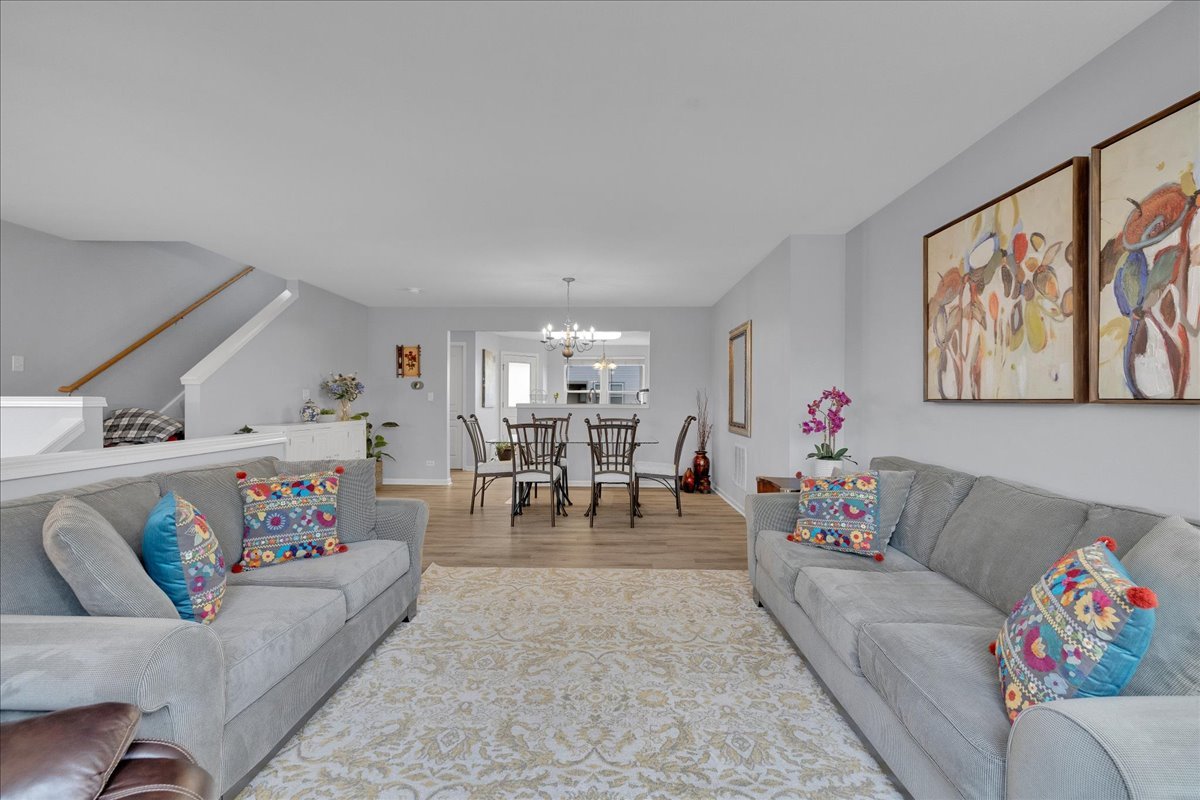 404 Belvedere Lane, Aurora, IL 60502