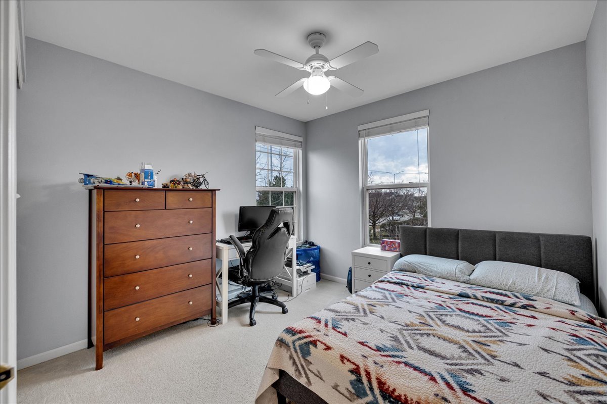 404 Belvedere Lane, Aurora, IL 60502