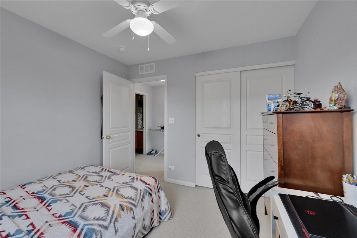 404 Belvedere Lane, Aurora, IL 60502