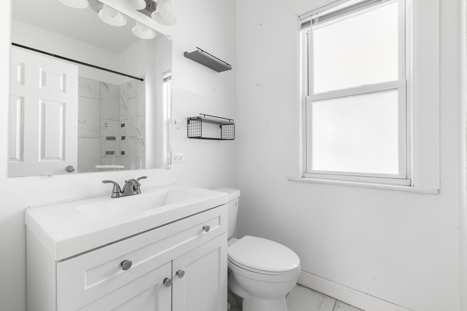 8841 S Muskegon Avenue, Chicago, IL 60617