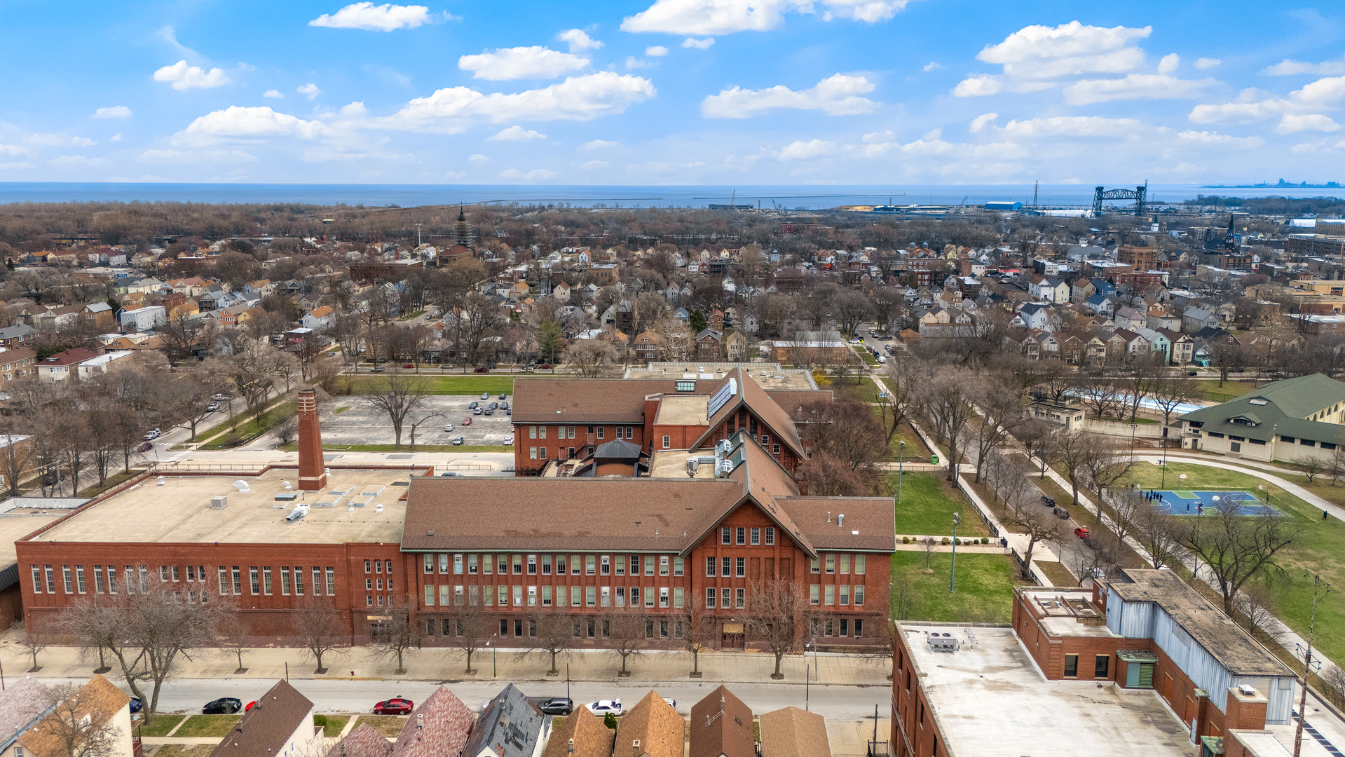 8841 S Muskegon Avenue, Chicago, IL 60617