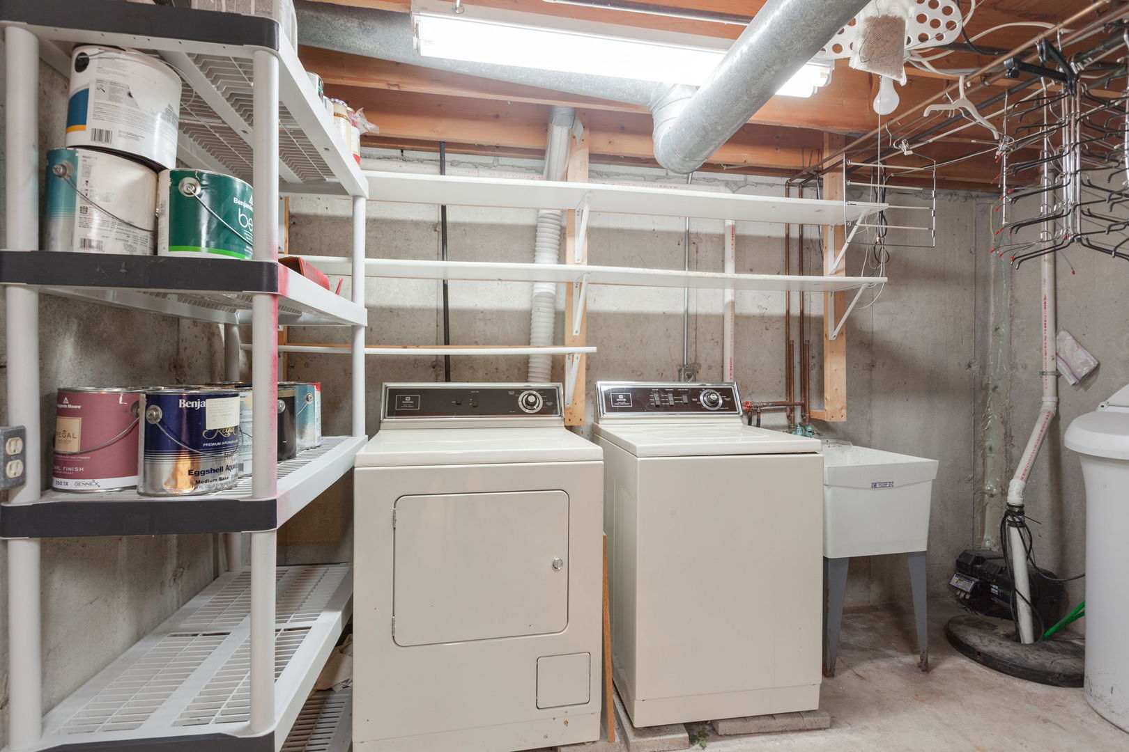 2104 Foxfield Road, St. Charles, IL 60174