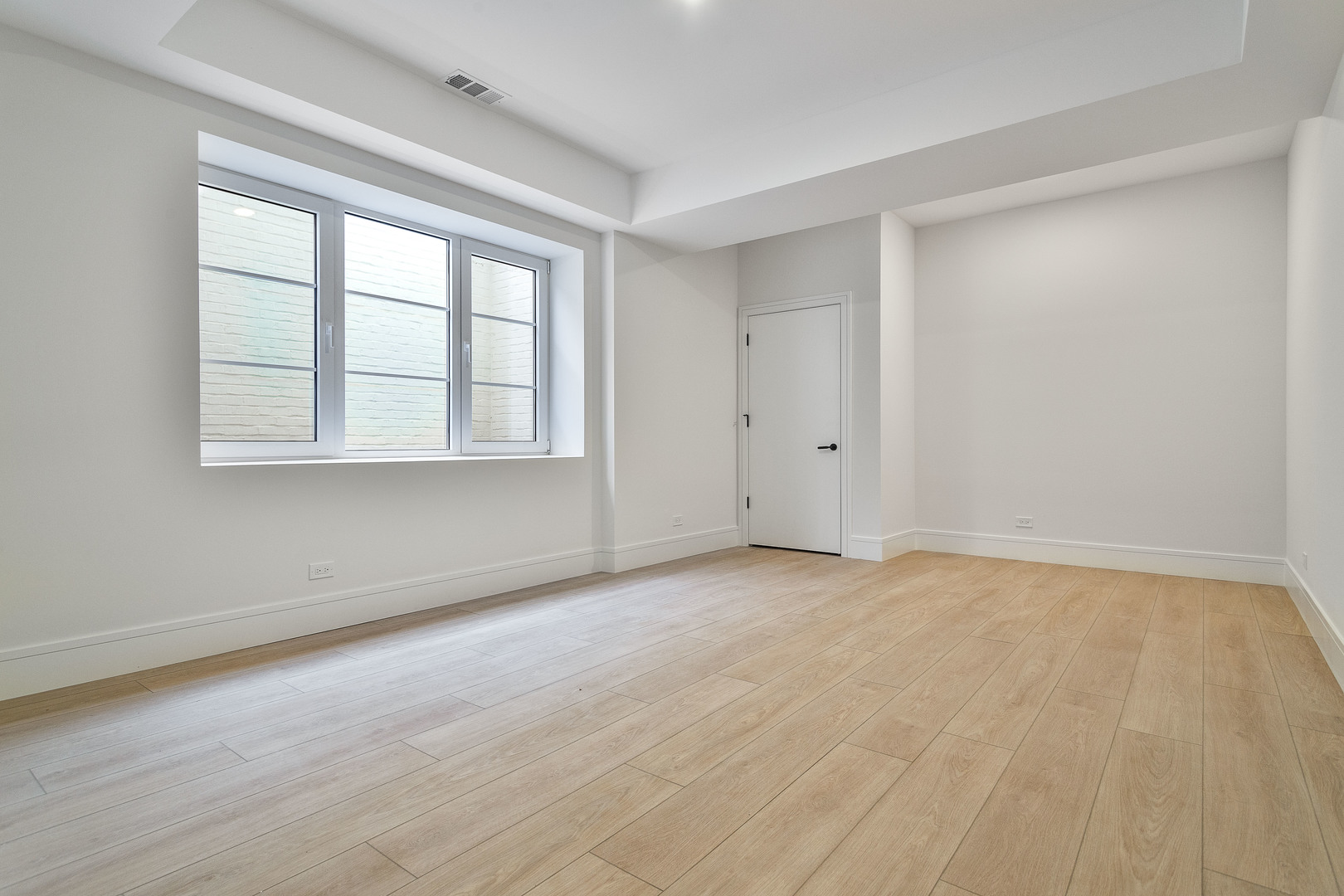 539 Kensington Court, Hinsdale, IL 60521