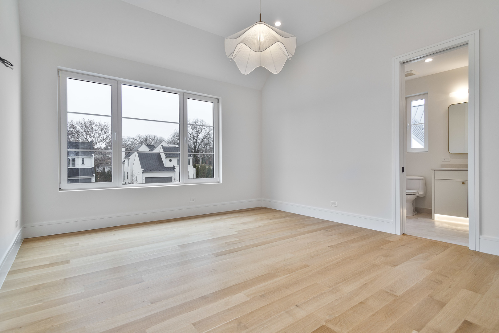 539 Kensington Court, Hinsdale, IL 60521