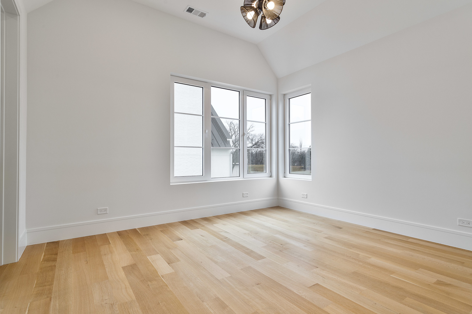 539 Kensington Court, Hinsdale, IL 60521