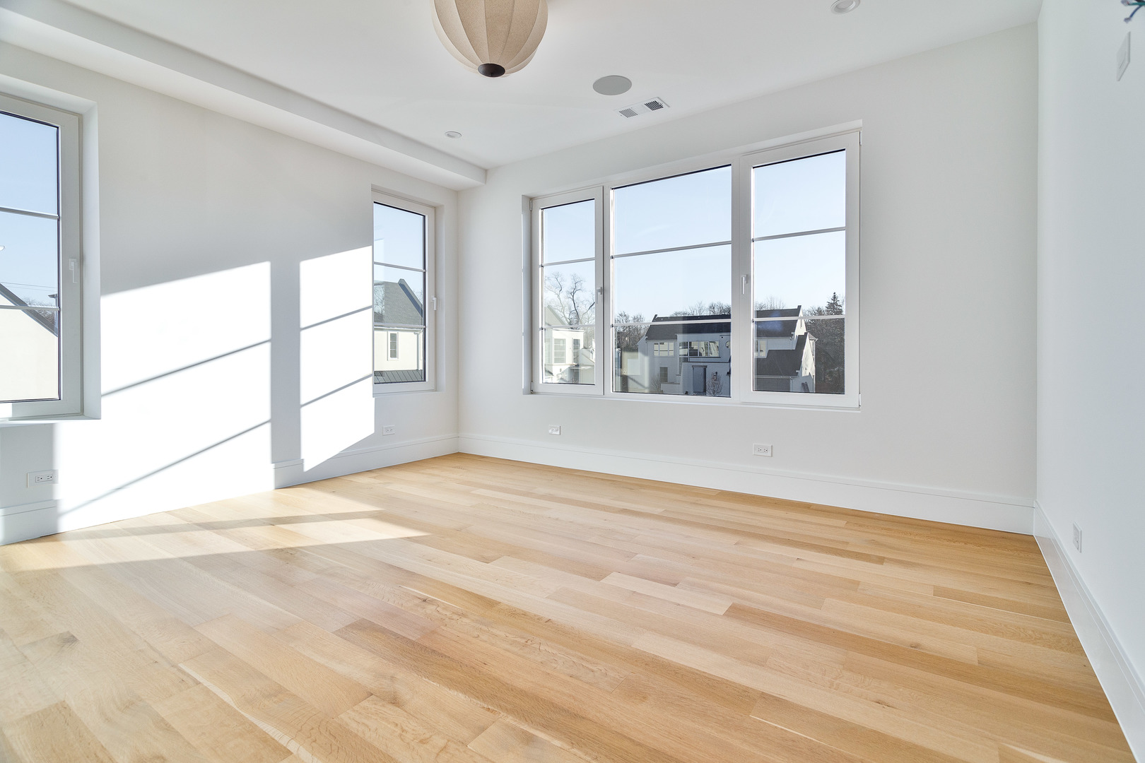 539 Kensington Court, Hinsdale, IL 60521