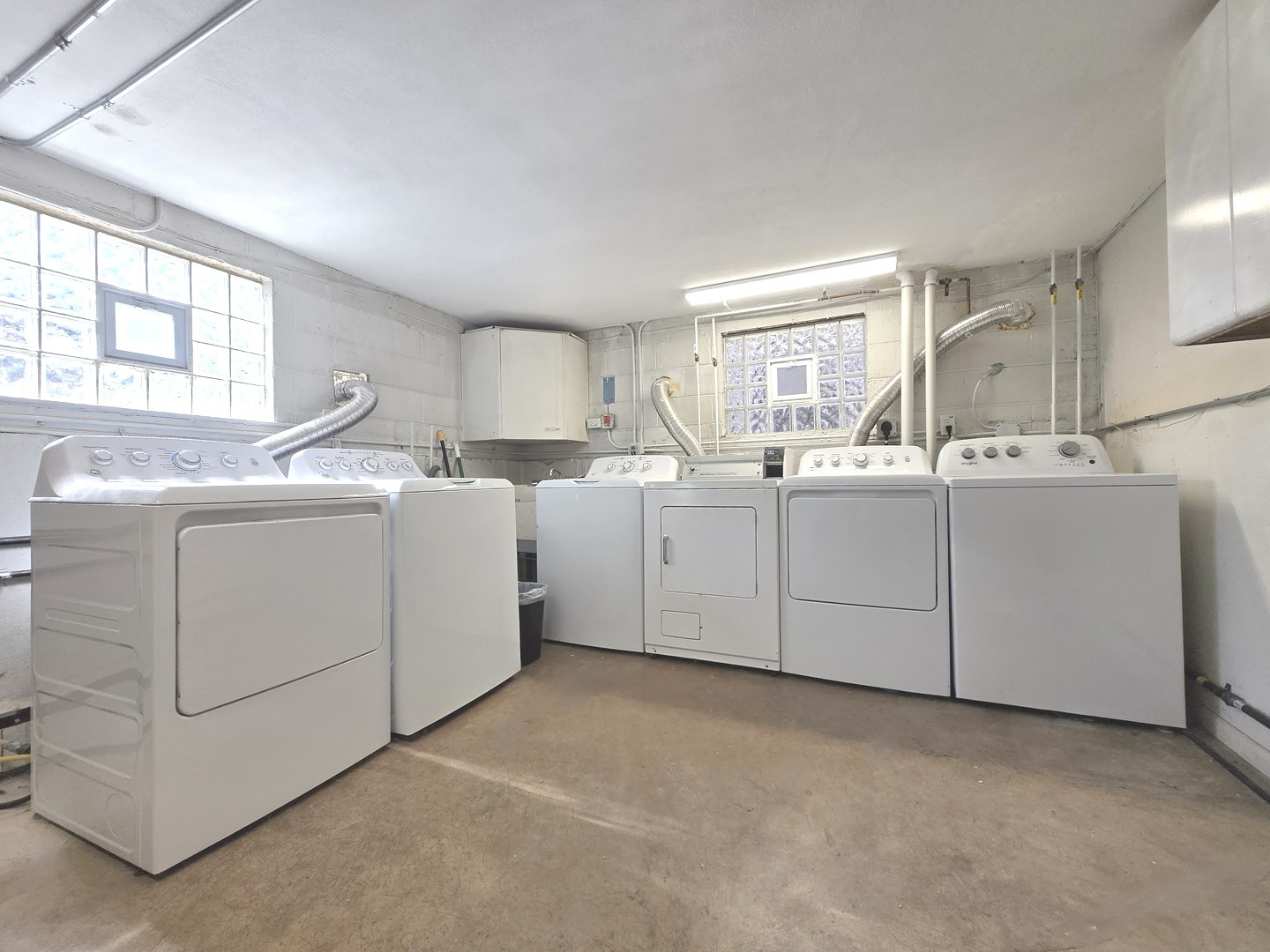 315 W PROSPECT Avenue #3, Mount Prospect, IL 60056