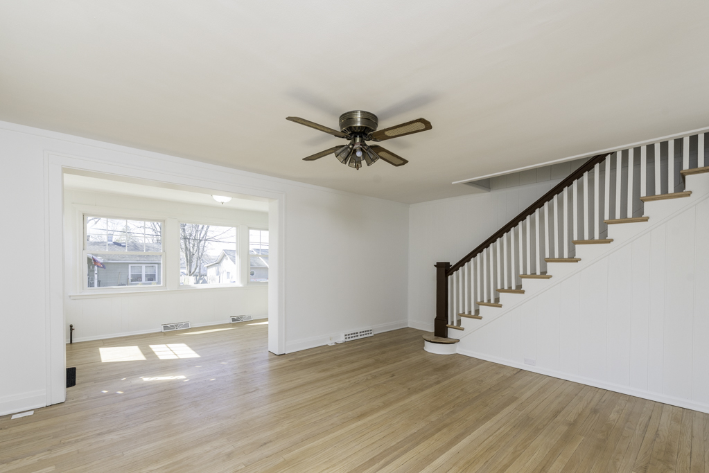 33771 N 2nd Street, Grayslake, IL 60030