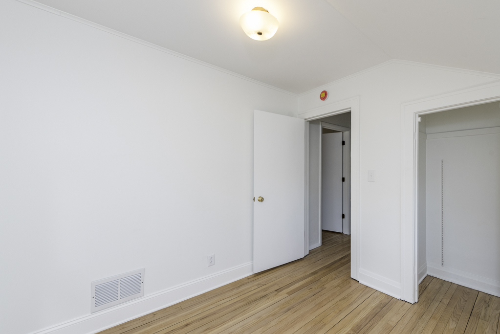 33771 N 2nd Street, Grayslake, IL 60030