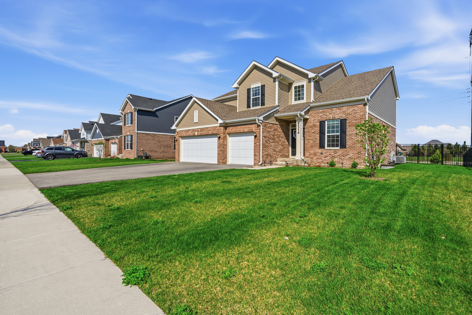 2314 Fountain Lane, New Lenox, IL 60451