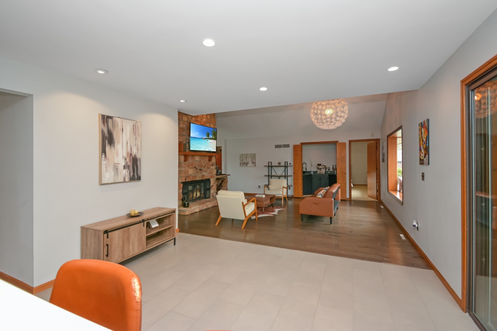 37 Pendleton Way, Bloomington, IL 61704