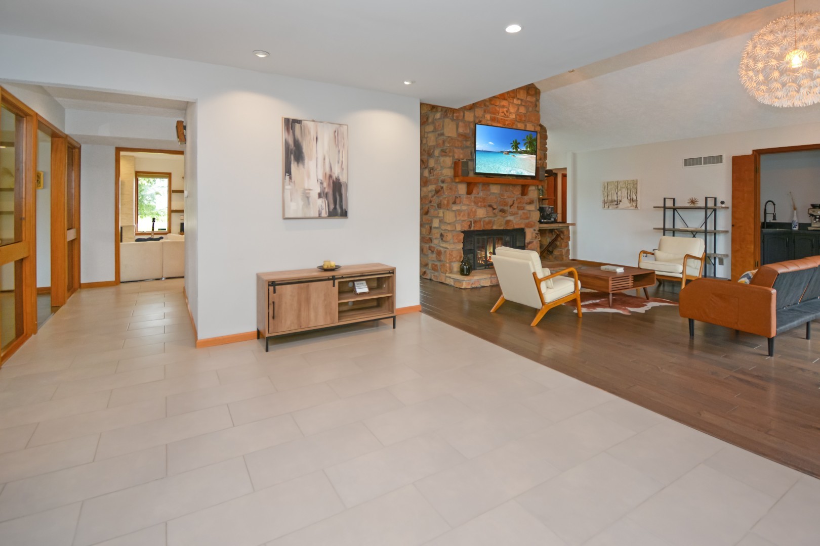 37 Pendleton Way, Bloomington, IL 61704