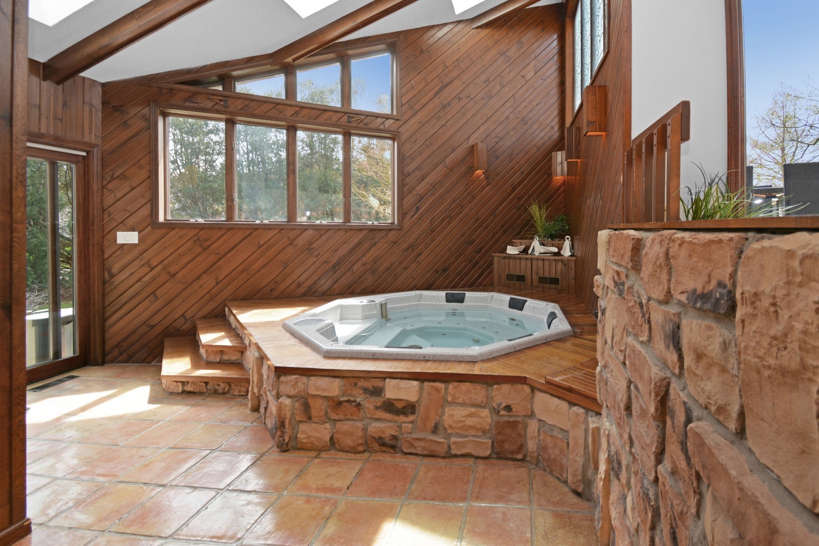 37 Pendleton Way, Bloomington, IL 61704