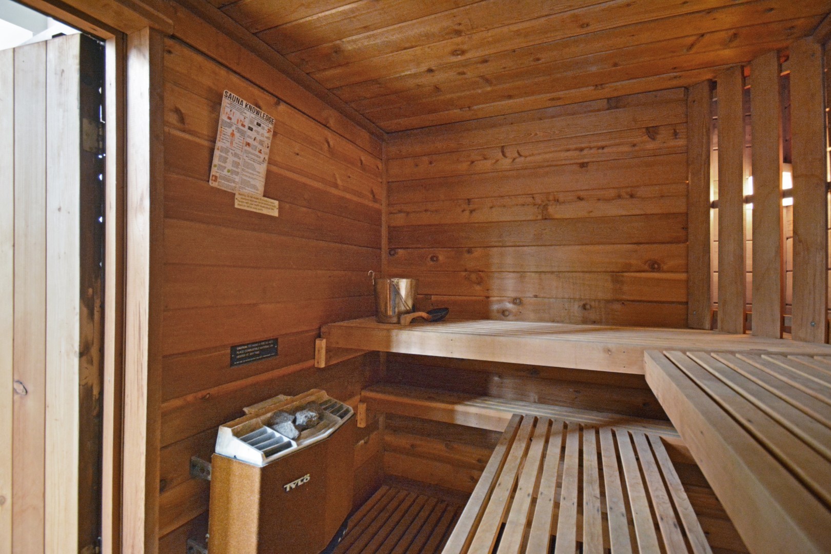 37 Pendleton Way, Bloomington, IL 61704