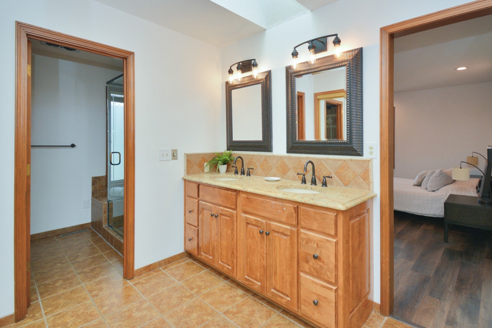 37 Pendleton Way, Bloomington, IL 61704