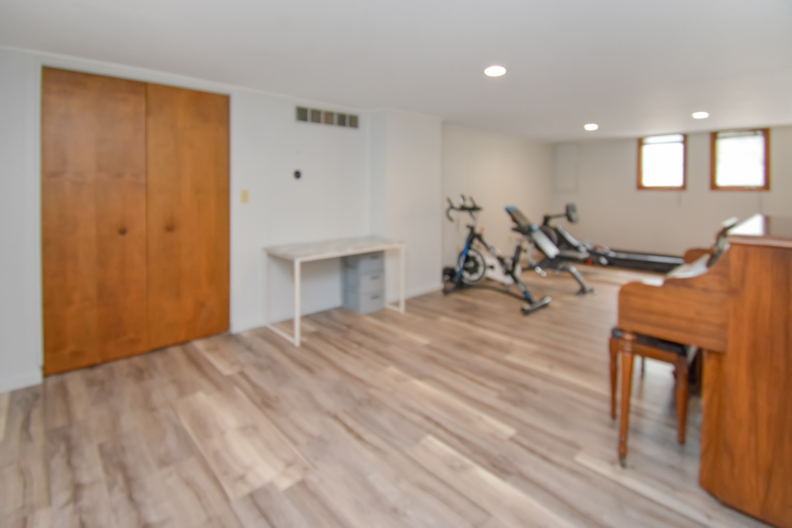 37 Pendleton Way, Bloomington, IL 61704