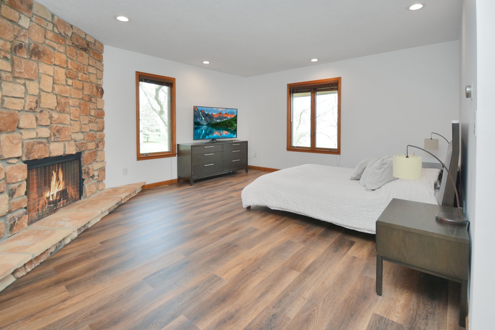 37 Pendleton Way, Bloomington, IL 61704