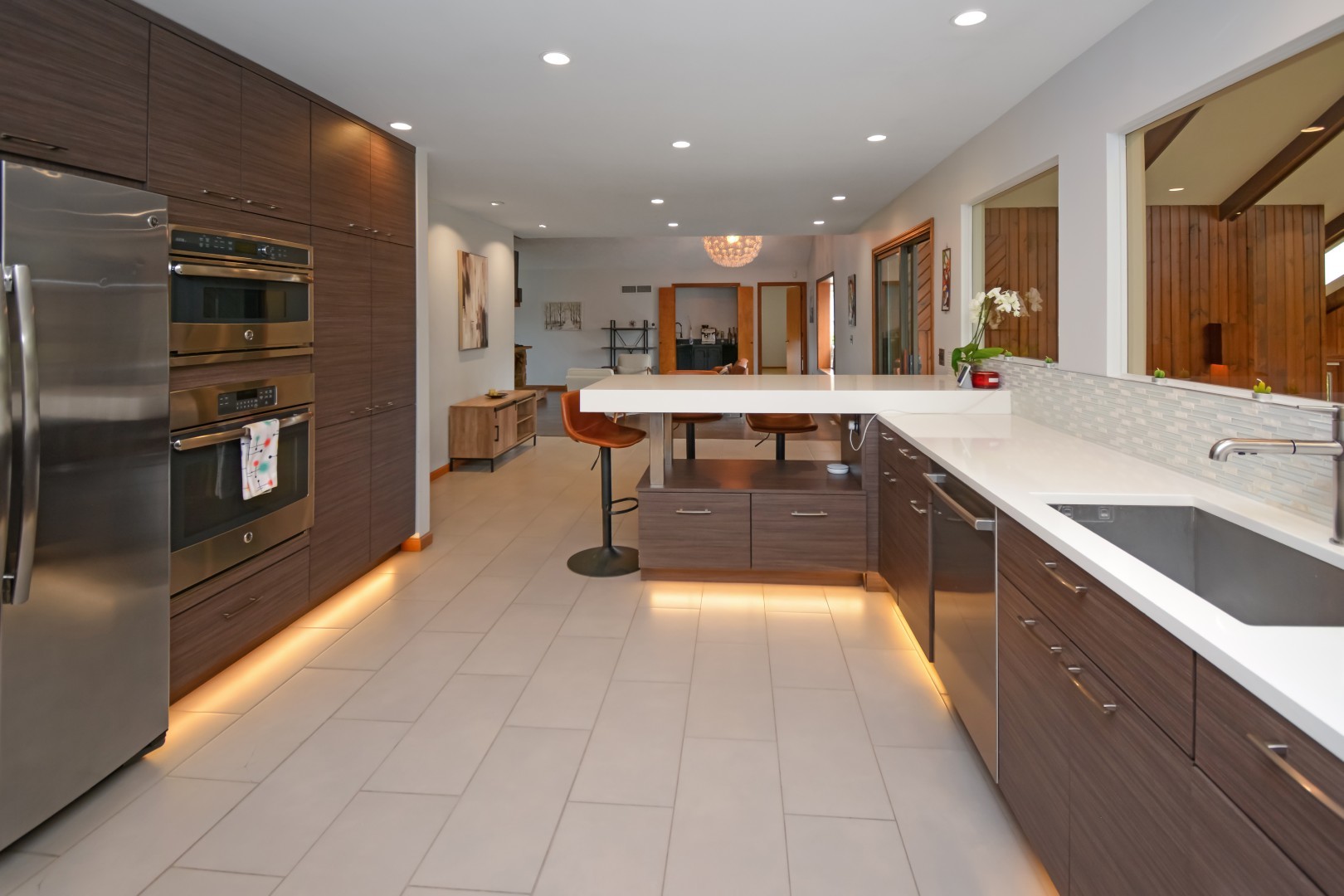 37 Pendleton Way, Bloomington, IL 61704