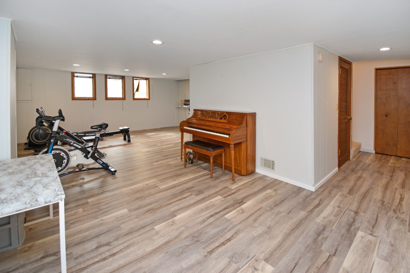 37 Pendleton Way, Bloomington, IL 61704