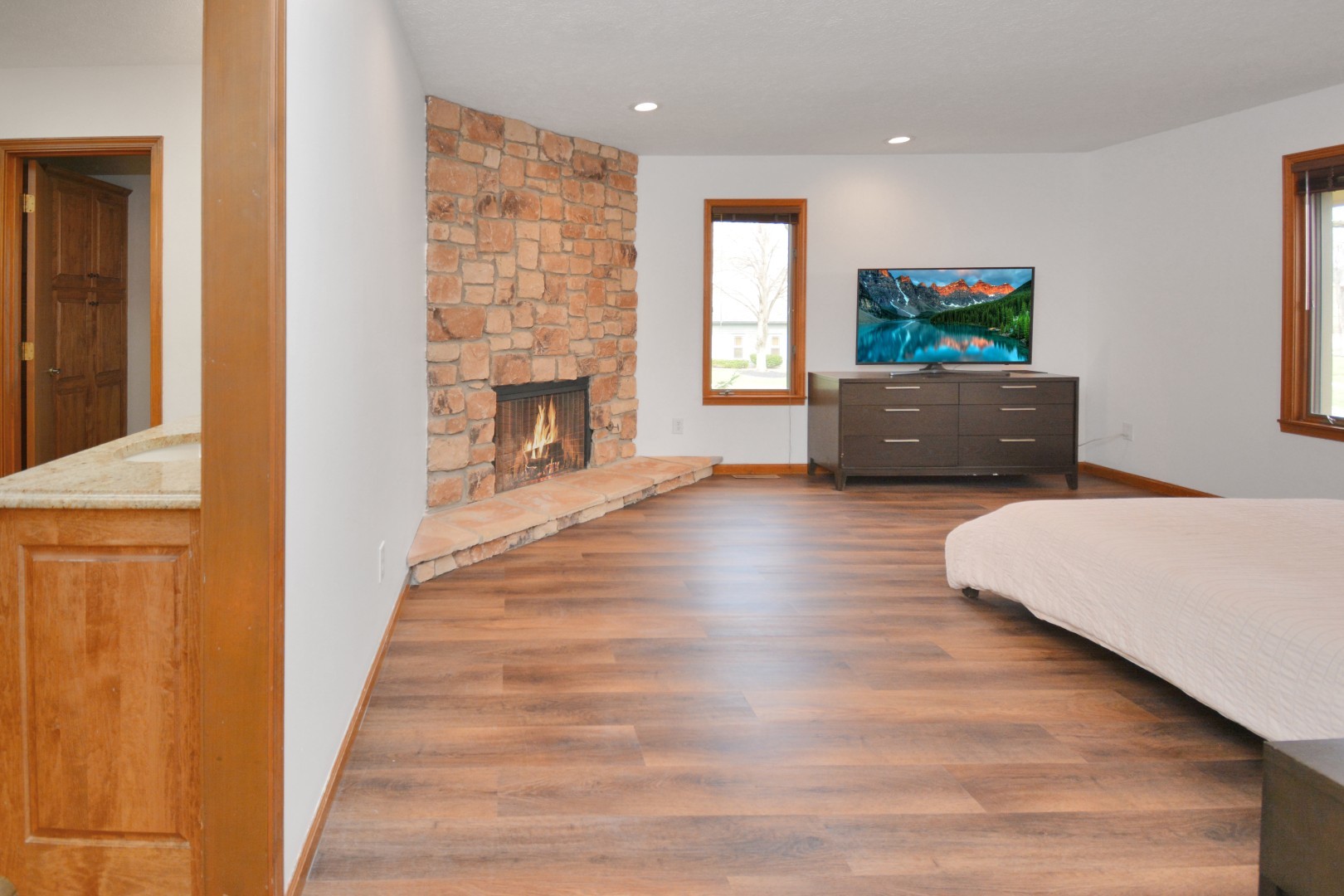 37 Pendleton Way, Bloomington, IL 61704