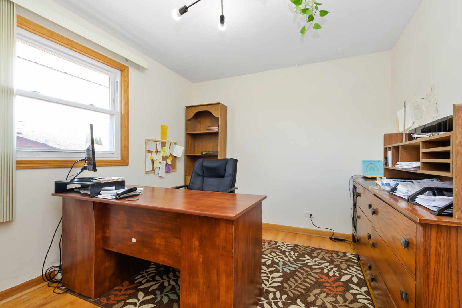 8037 Mcvicker Avenue, Burbank, IL 60459